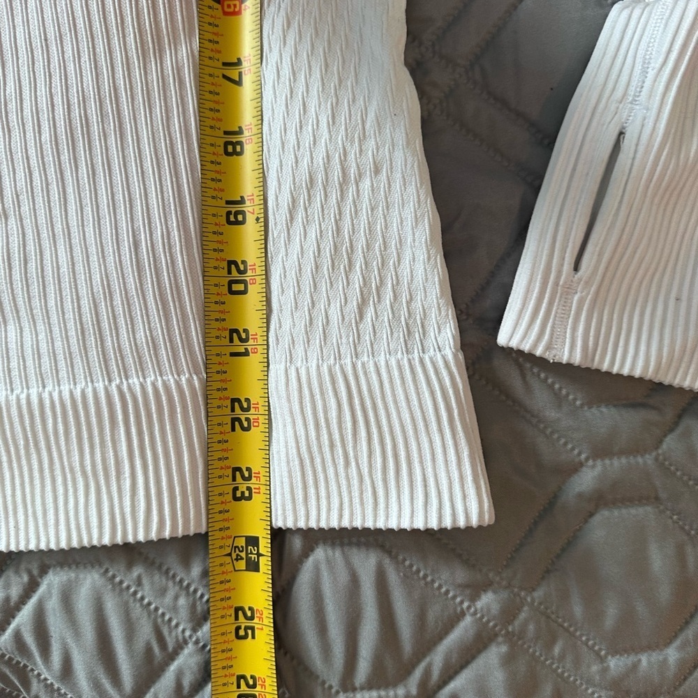 Lululemon Rest Less Pullover - Picture 4 of 7